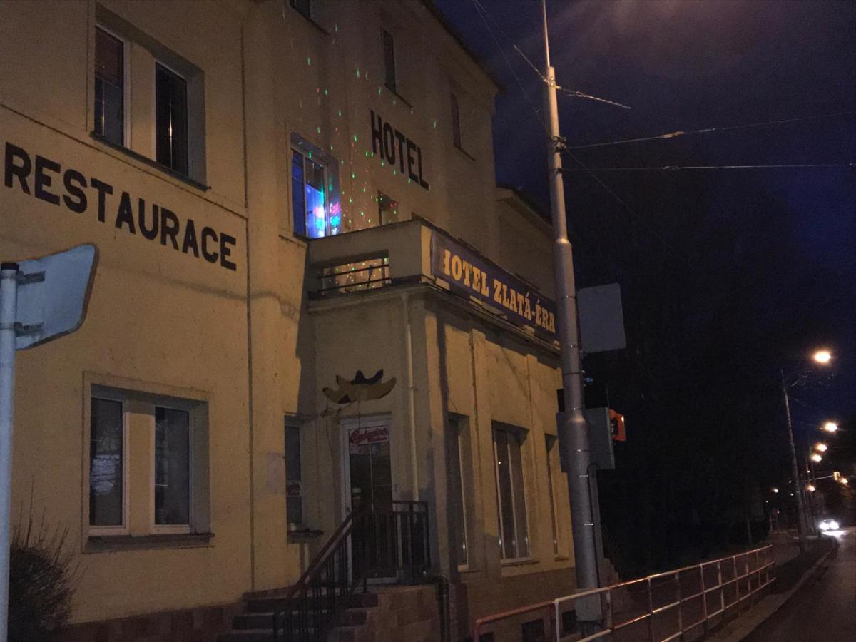 Zlata-Era Hotel Ostrava Ngoại thất bức ảnh